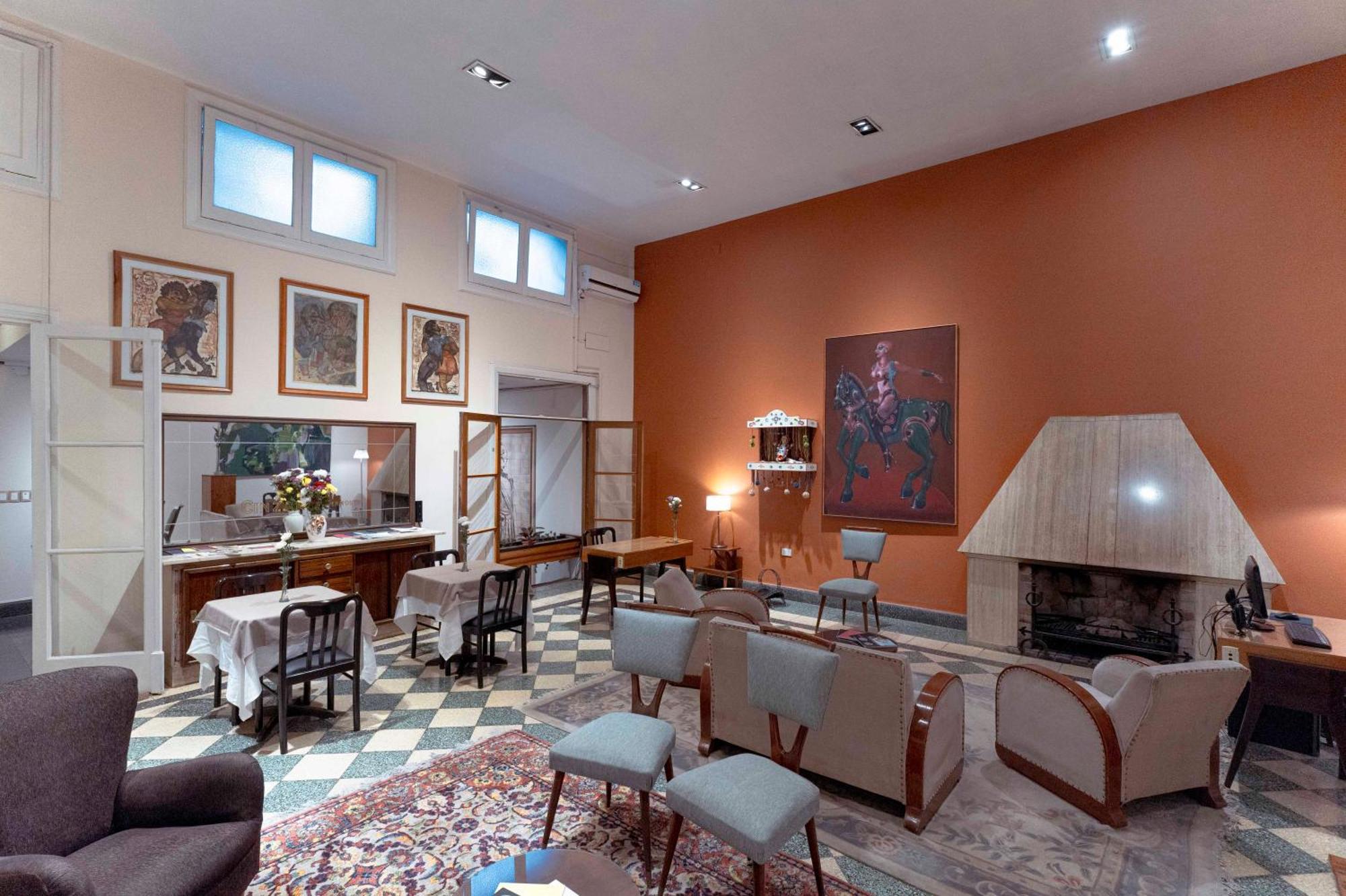 Hotel Colonial Salta Bagian luar foto