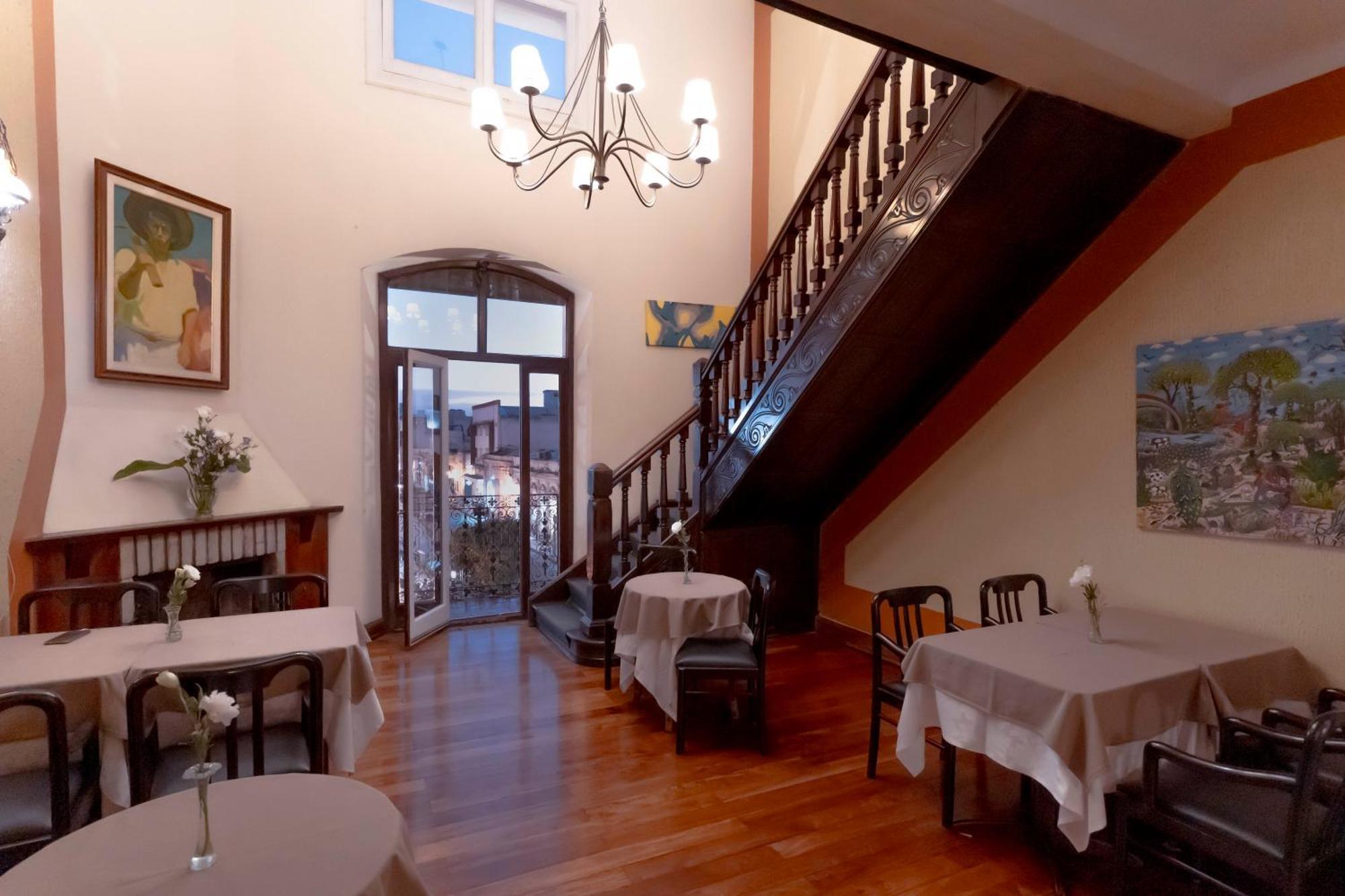 Hotel Colonial Salta Bagian luar foto