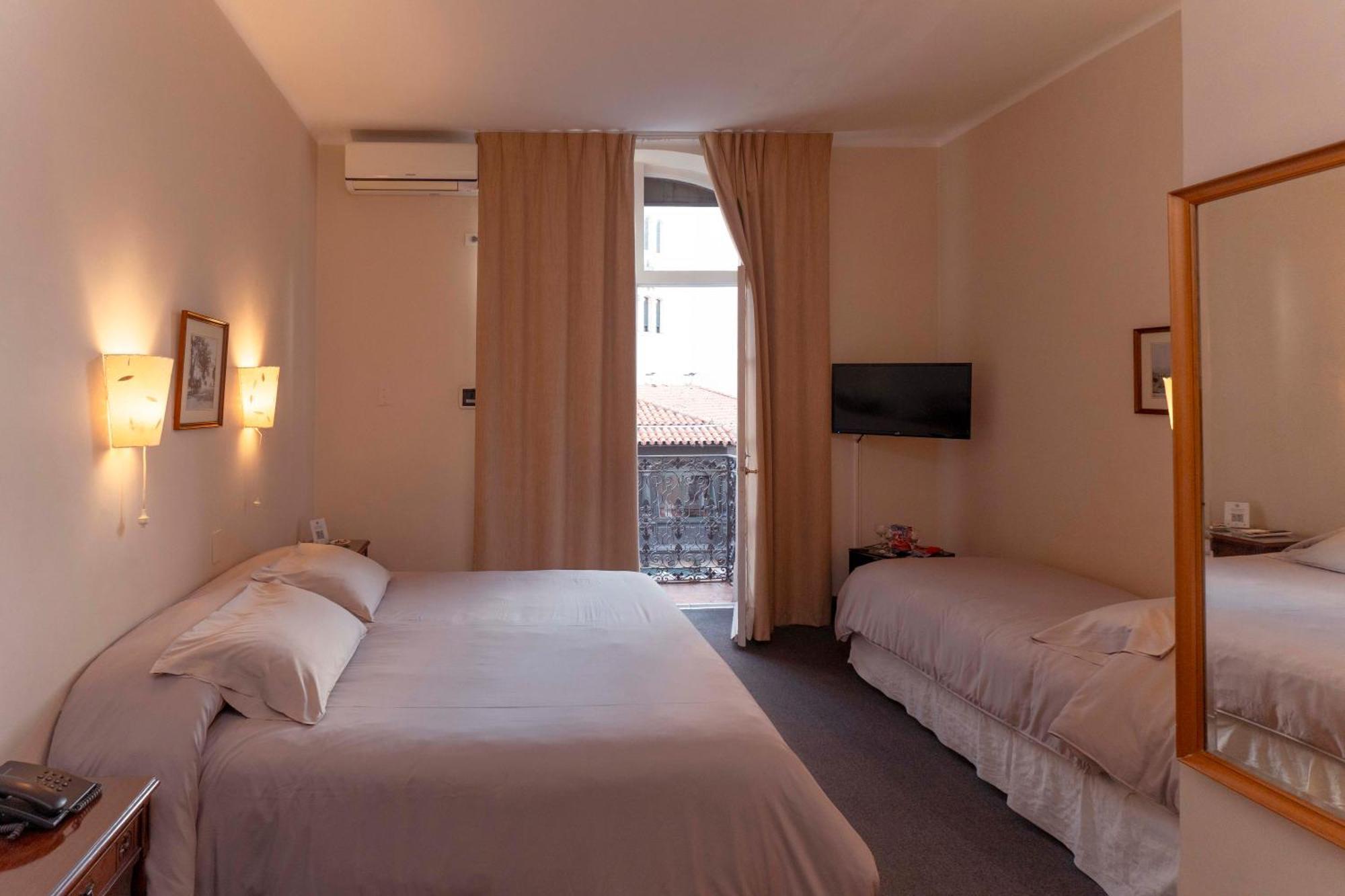 Hotel Colonial Salta Bagian luar foto