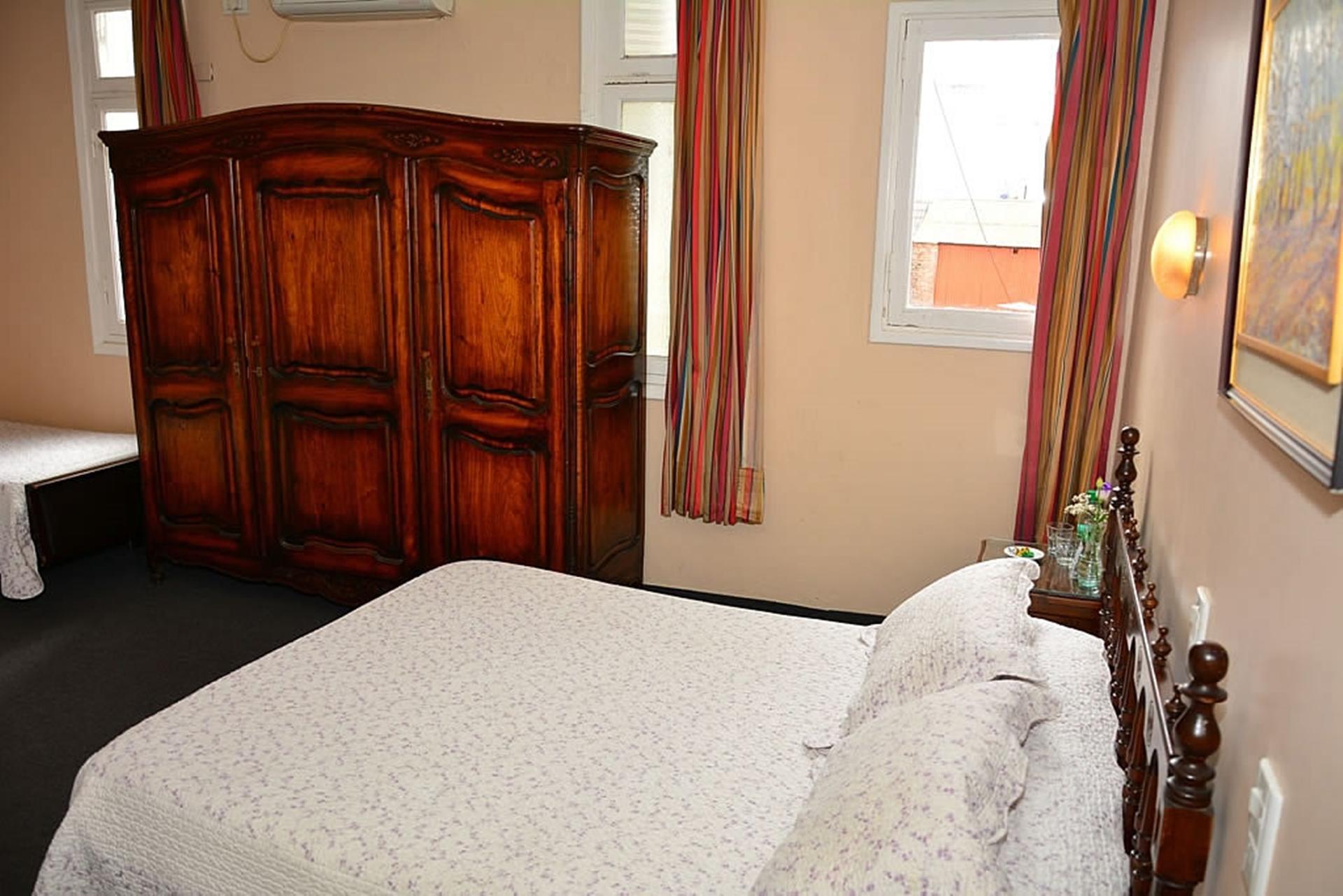 Hotel Colonial Salta Bagian luar foto