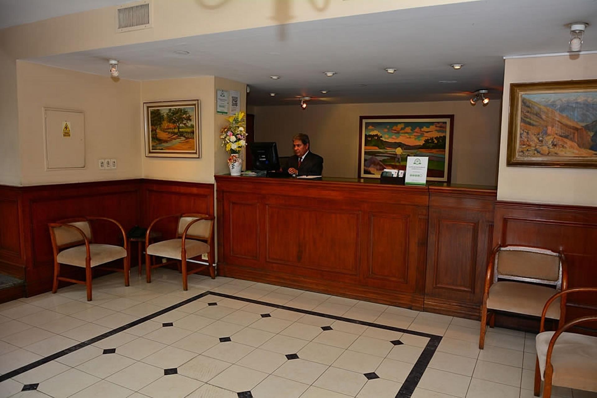 Hotel Colonial Salta Bagian luar foto